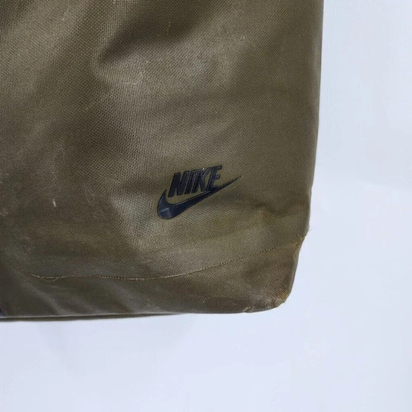 Nike Tech Bonded Tote Waxed Olive Sequoia Black BA5261-355 Messenger Bag - Picture 3 of 12